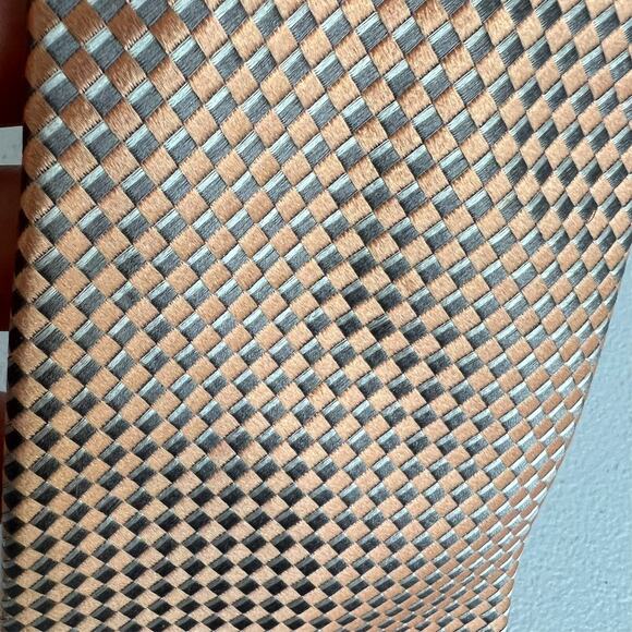 Charvet Place Vendome Men's Tie Checkered Basket Weave Gold Silk 3.75" x 57" - Picture 14 of 16